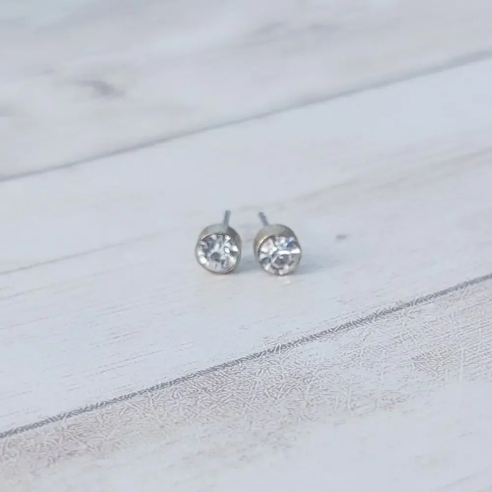 Stud Earrings - Small Clear Gem - Fair Condition